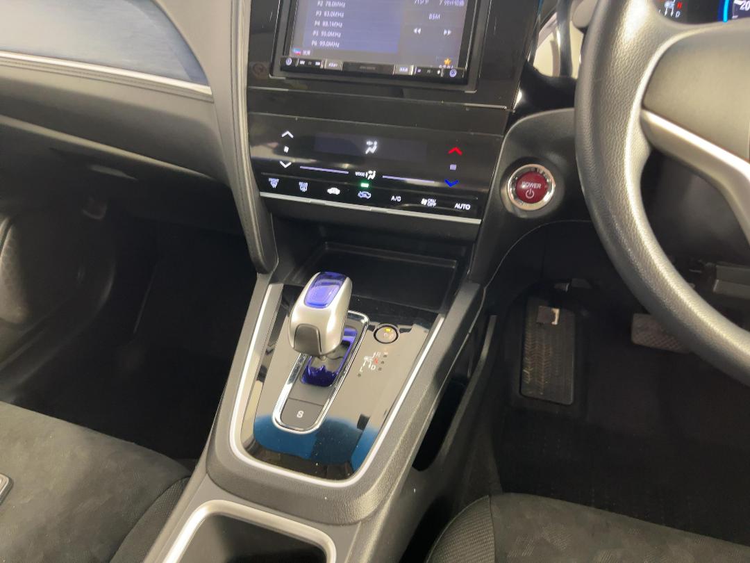 Photo '18' of Honda Shuttle