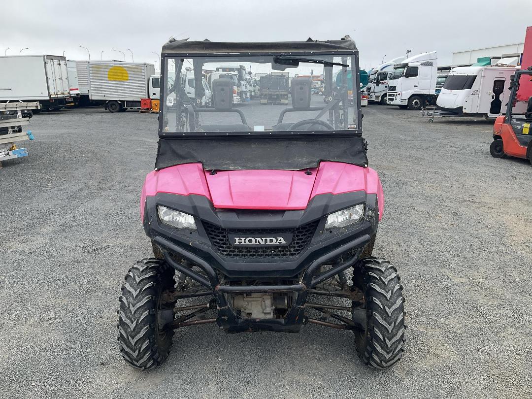 Photo '8' of Honda SXS700M4