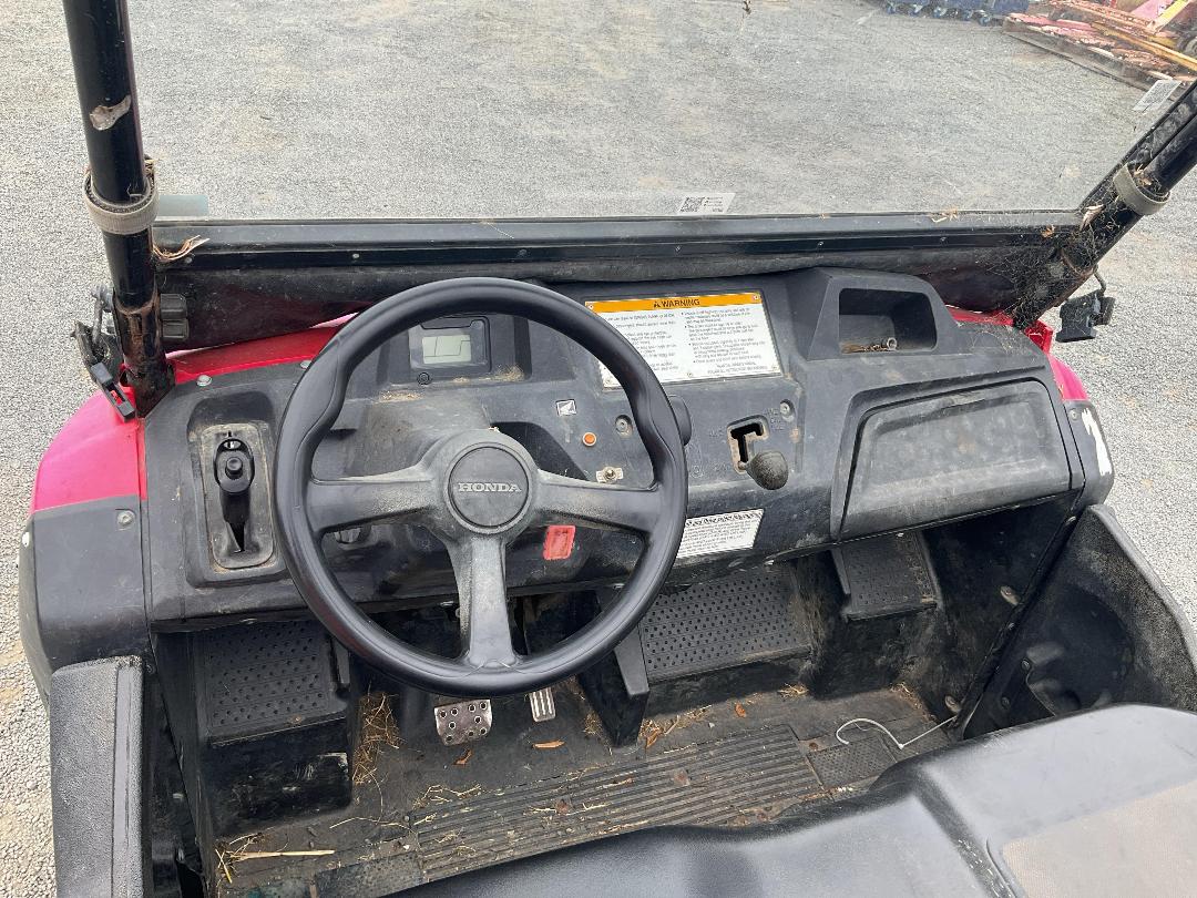 Photo '9' of Honda SXS700M4