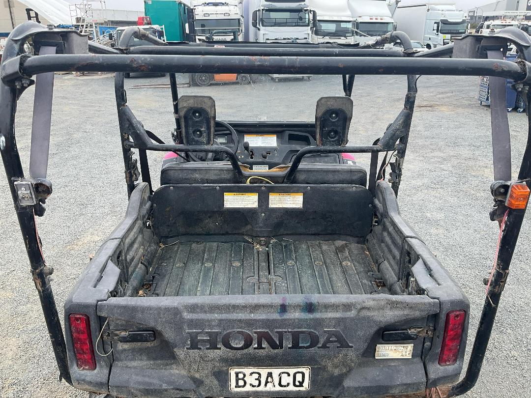 Photo '17' of Honda SXS700M4