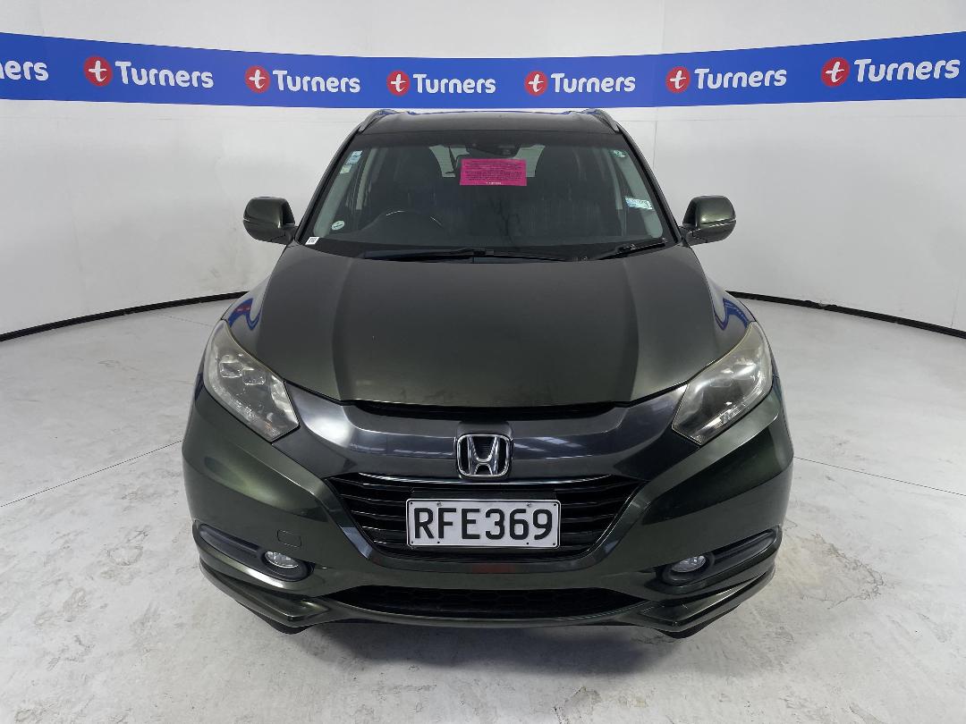 Photo '3' of Honda Vezel Hybrid Photo '3' of Honda Vezel Hybrid