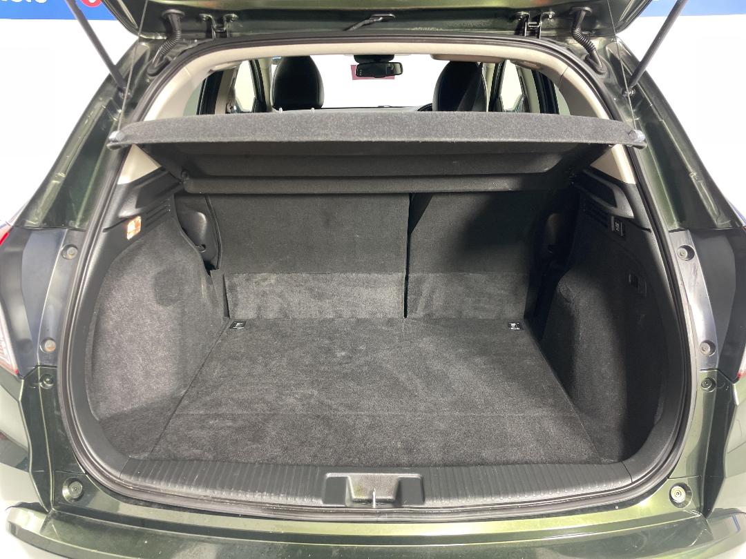 Photo '12' of Honda Vezel Hybrid Photo '12' of Honda Vezel Hybrid