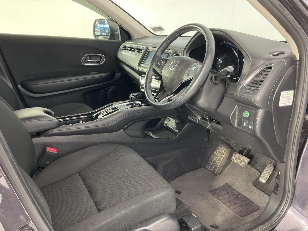 Photo '16' of Honda Vezel