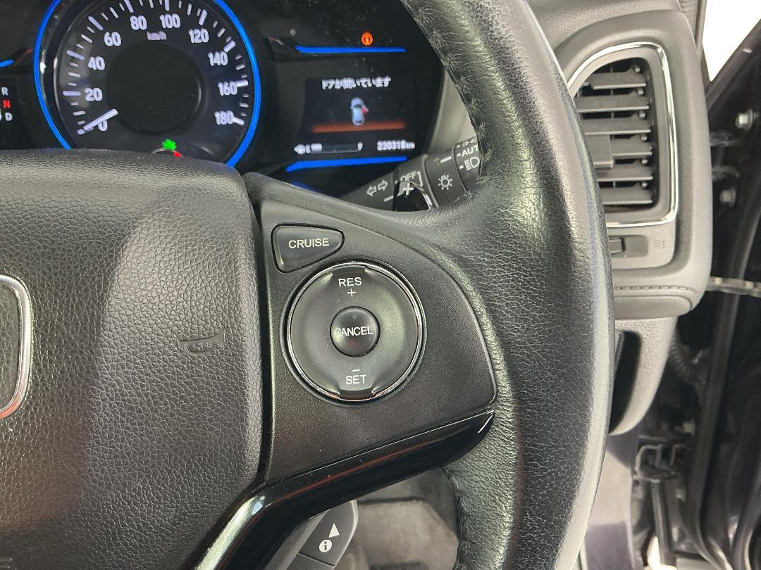 Photo '24' of Honda Vezel