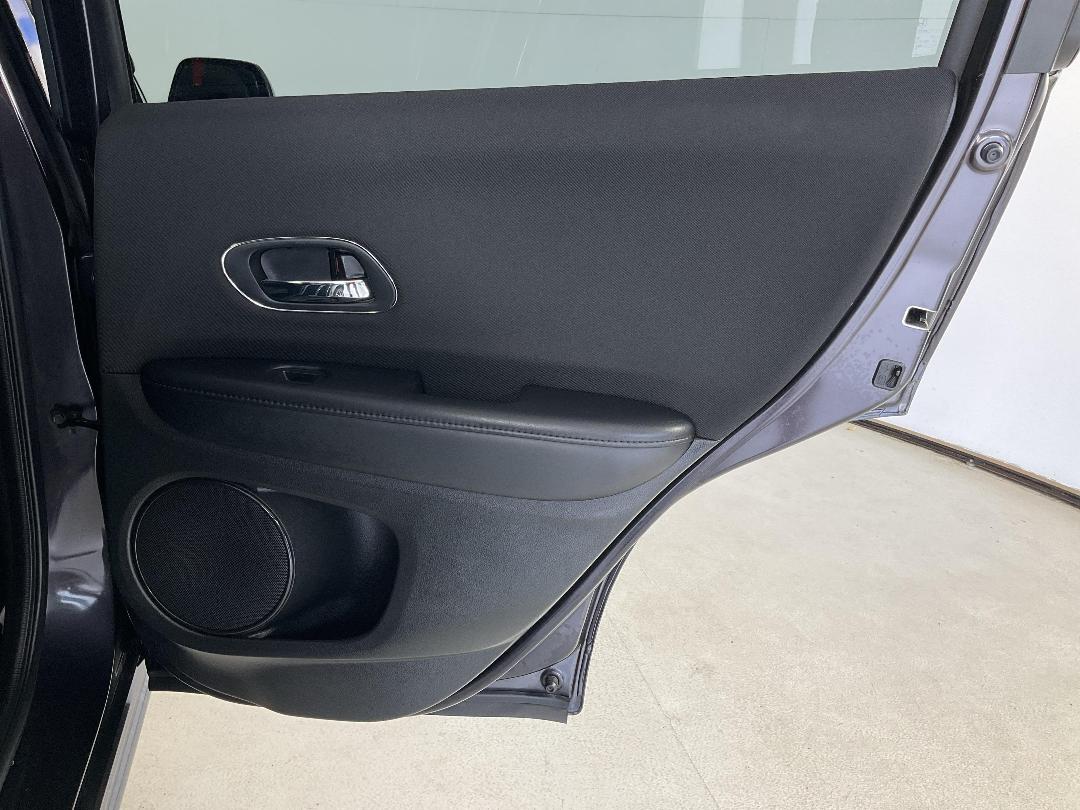 Photo '19' of Honda Vezel