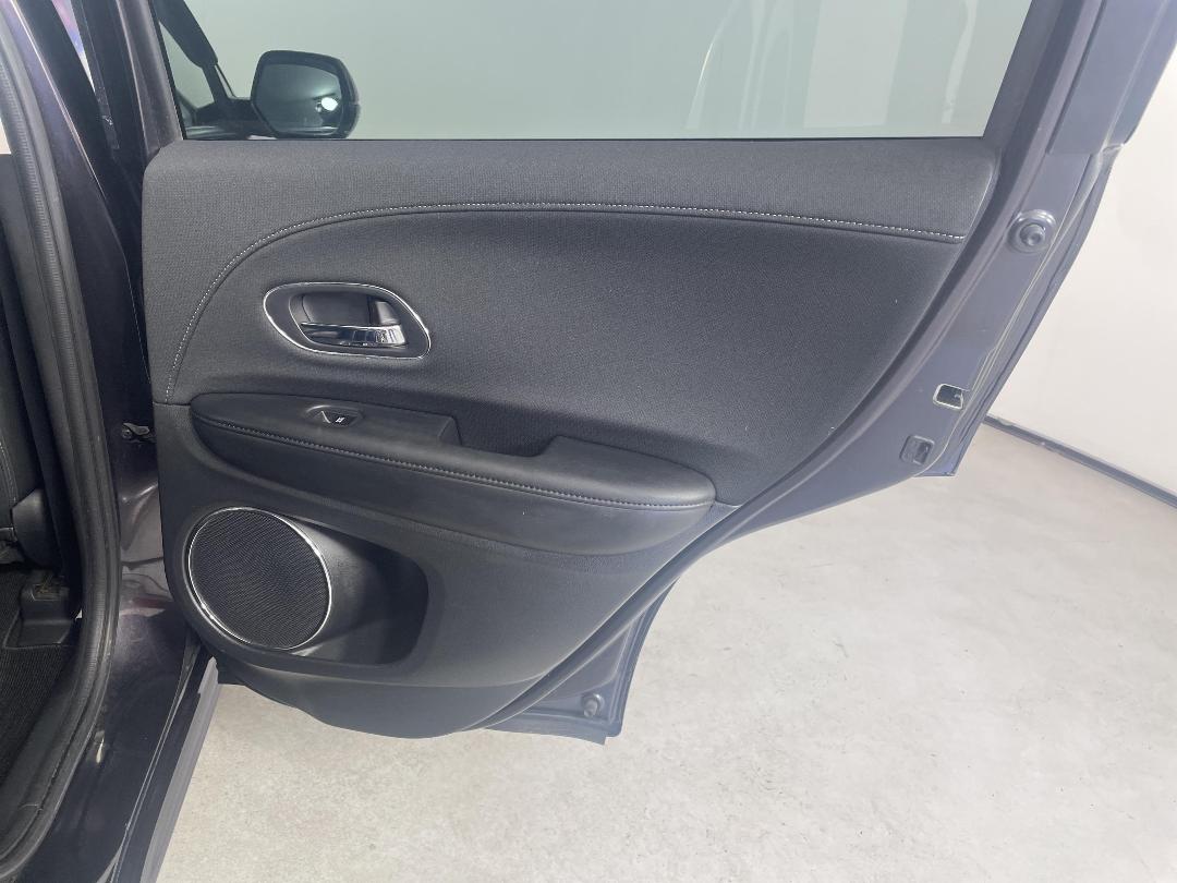 Photo '19' of Honda Vezel