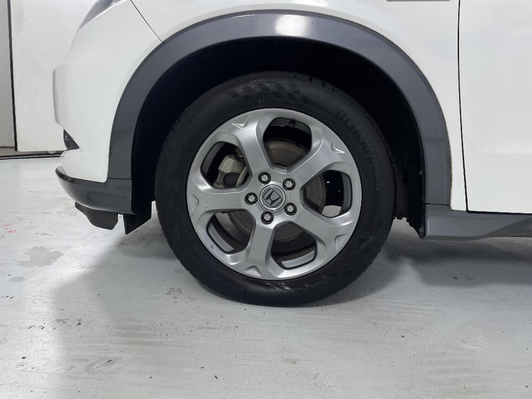 Photo '10' of Honda Vezel