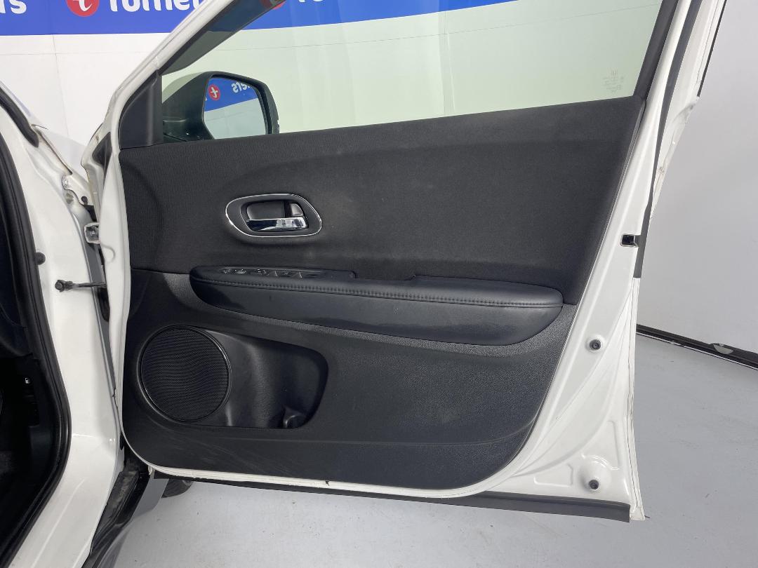 Photo '15' of Honda Vezel