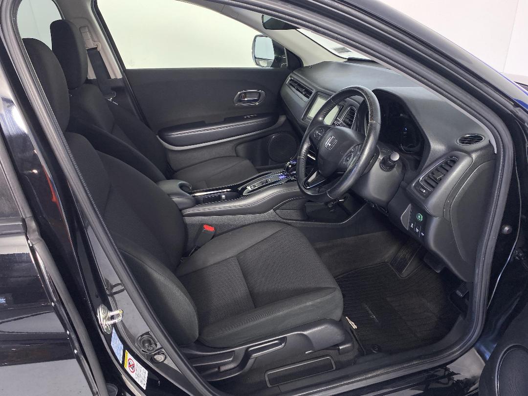 Photo '16' of Honda Vezel Photo '16' of Honda Vezel