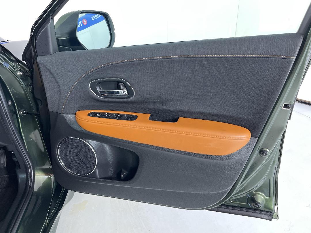 Photo '15' of Honda Vezel