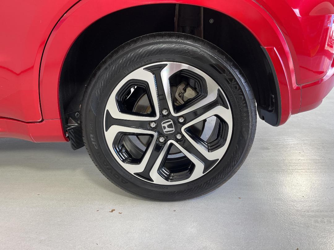 Photo '11' of Honda Vezel