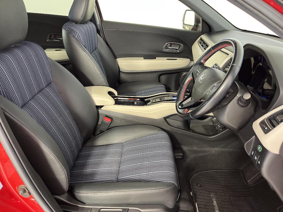 Photo '16' of Honda Vezel