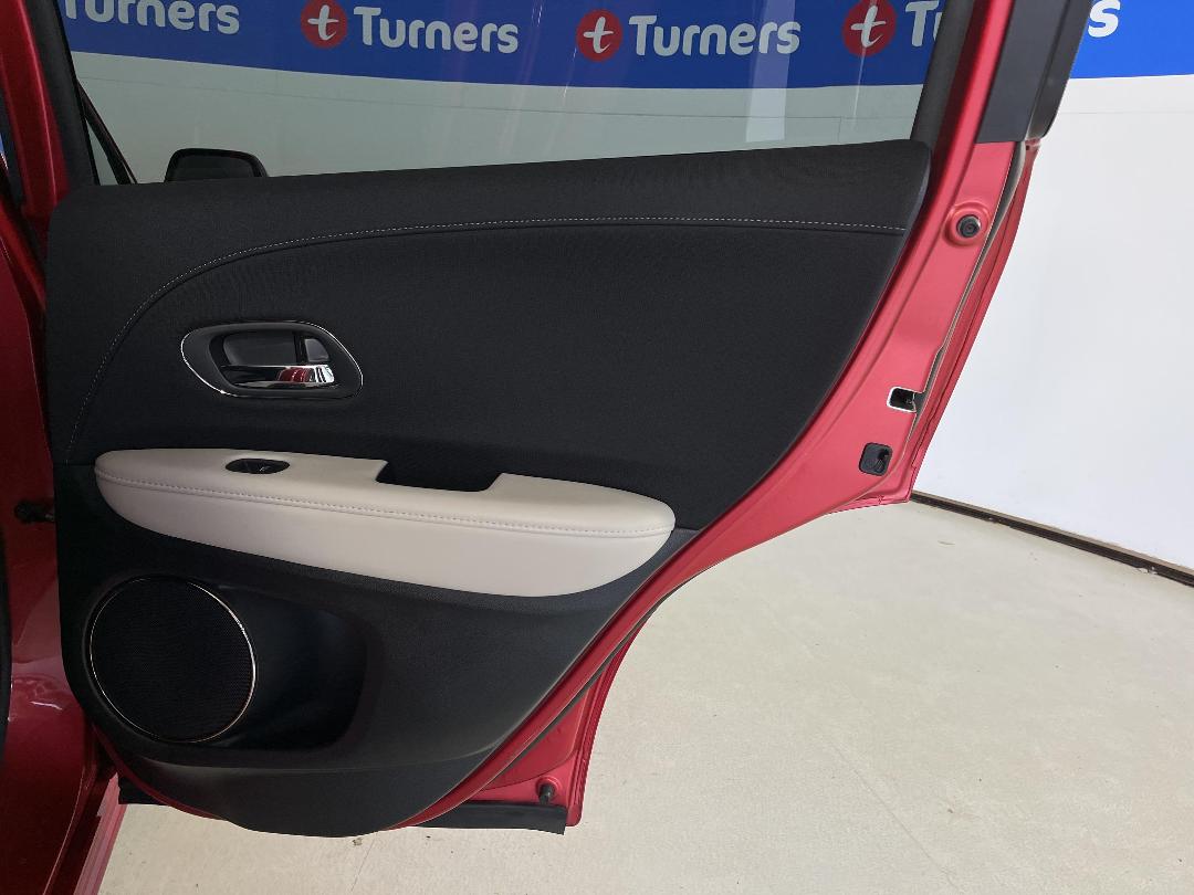 Photo '19' of Honda Vezel