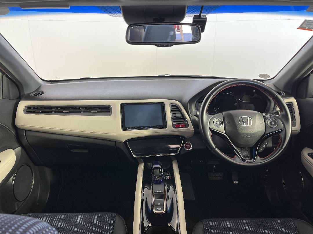 Photo '17' of Honda Vezel