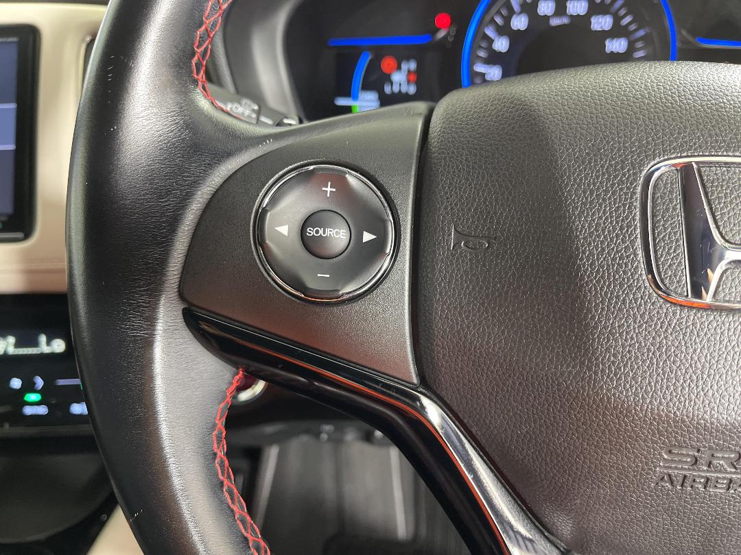 Photo '24' of Honda Vezel