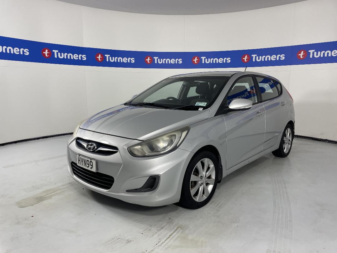 Photo '4' of Hyundai Accent