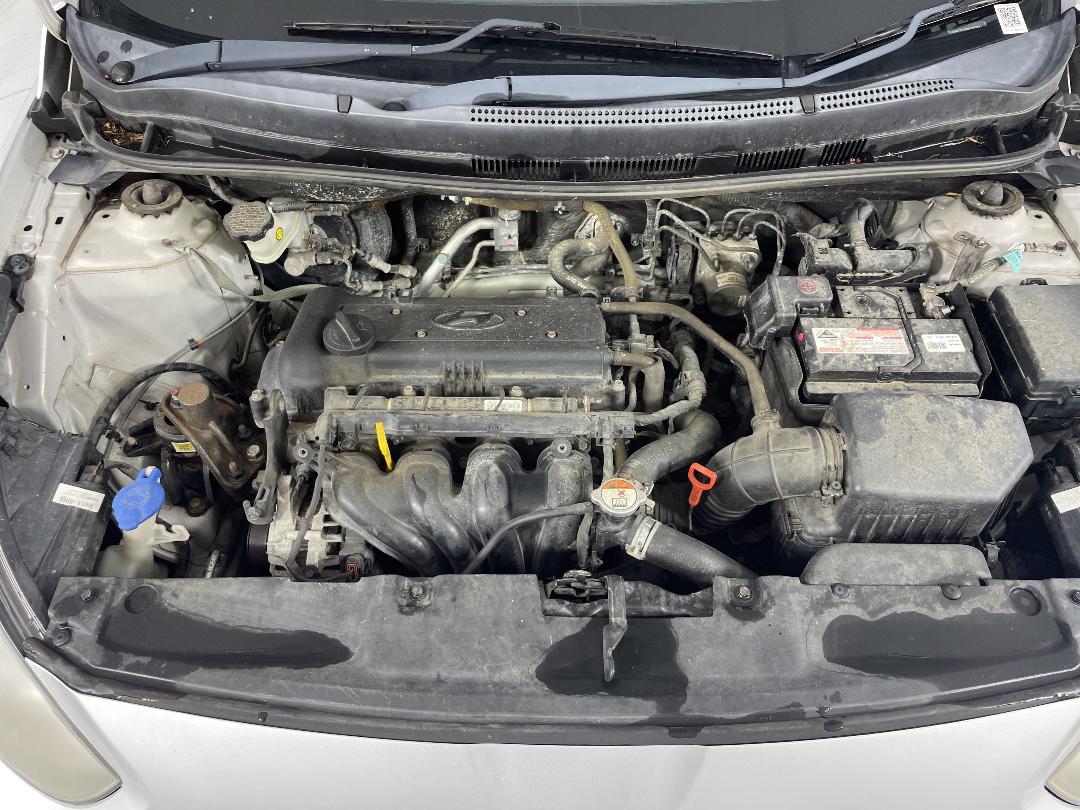 Photo '13' of Hyundai Accent