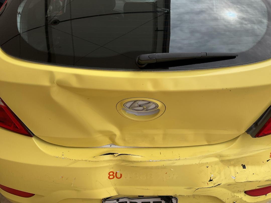 Photo '17' of Hyundai Accent Photo '17' of Hyundai Accent