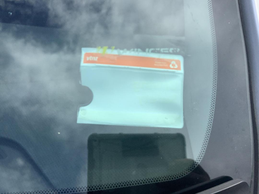 Photo '10' of Hyundai Accent Photo '10' of Hyundai Accent