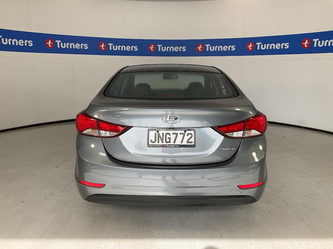 Photo '6' of Hyundai Elantra Photo '6' of Hyundai Elantra