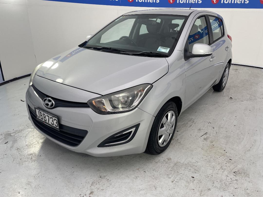 Photo '4' of Hyundai I20