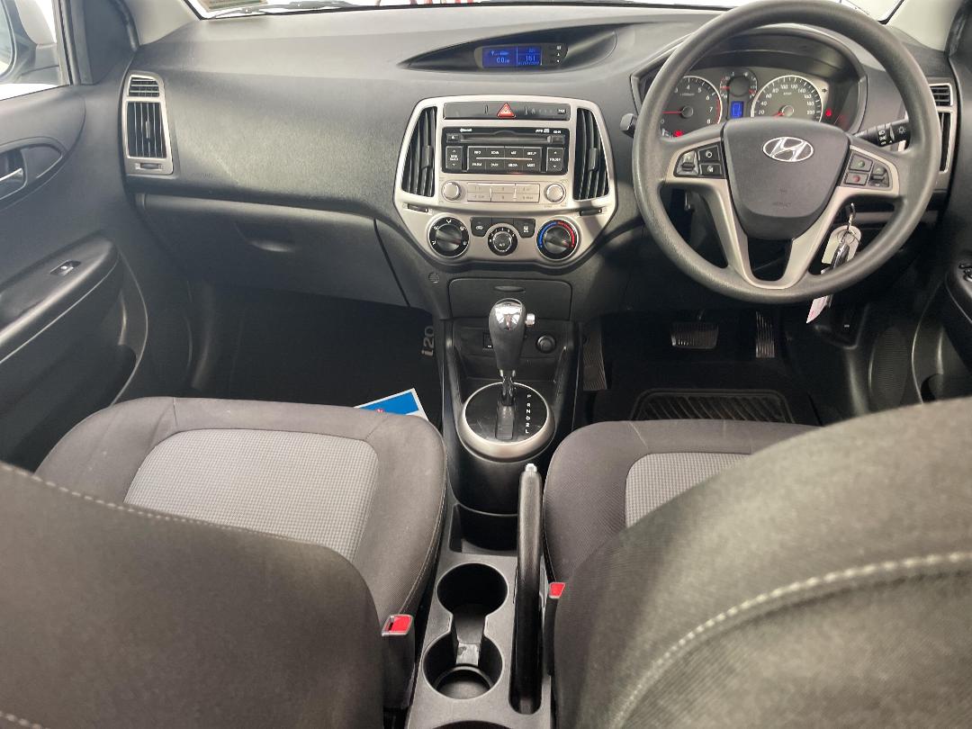 Photo '17' of Hyundai I20