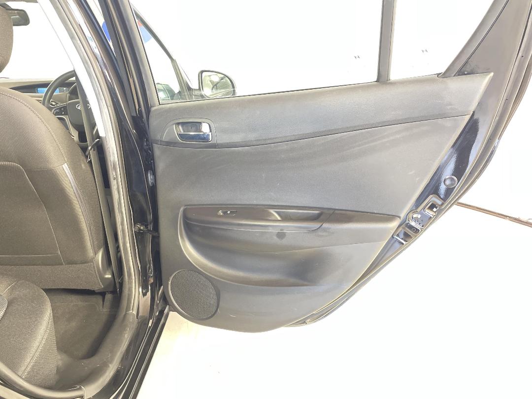 Photo '19' of Hyundai I20 Photo '19' of Hyundai I20