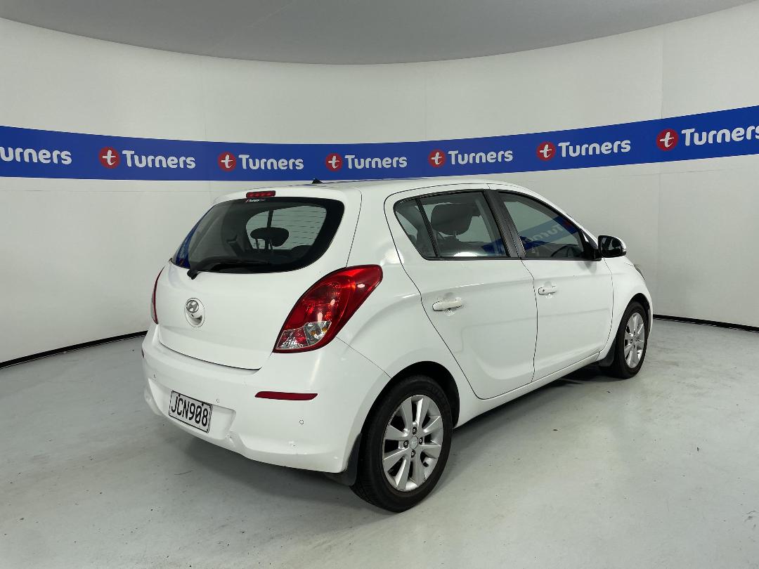 Photo '7' of Hyundai I20