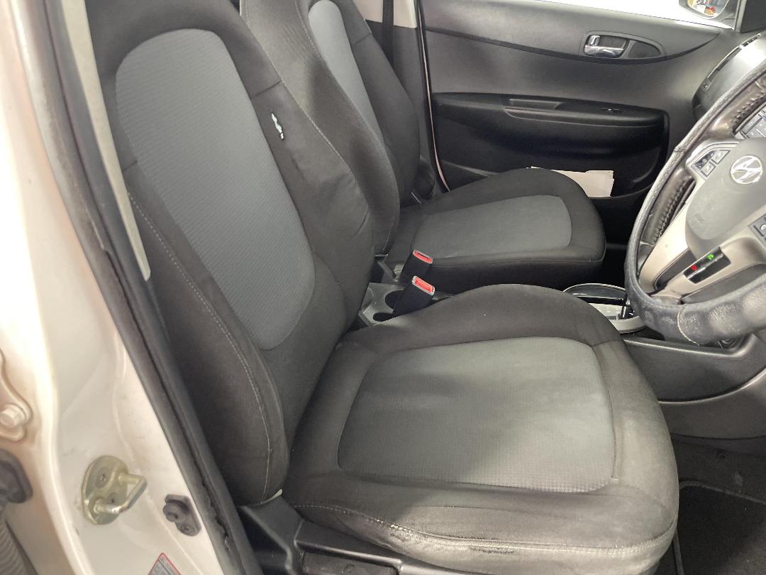 Photo '16' of Hyundai I20