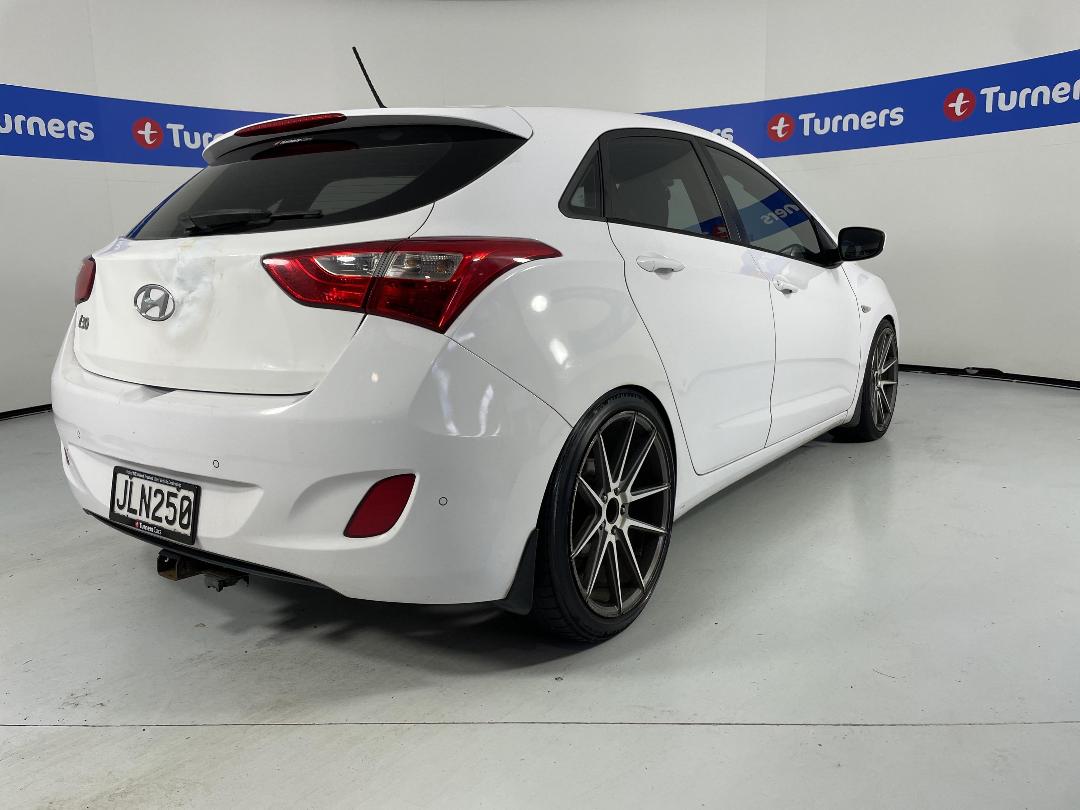 Photo '7' of Hyundai I30
