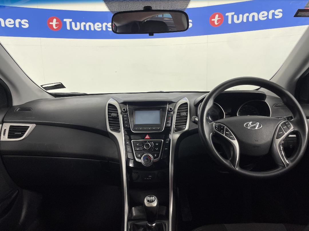 Photo '17' of Hyundai I30