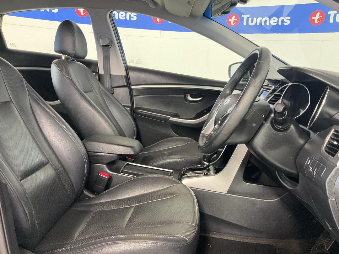 Photo '16' of Hyundai I30