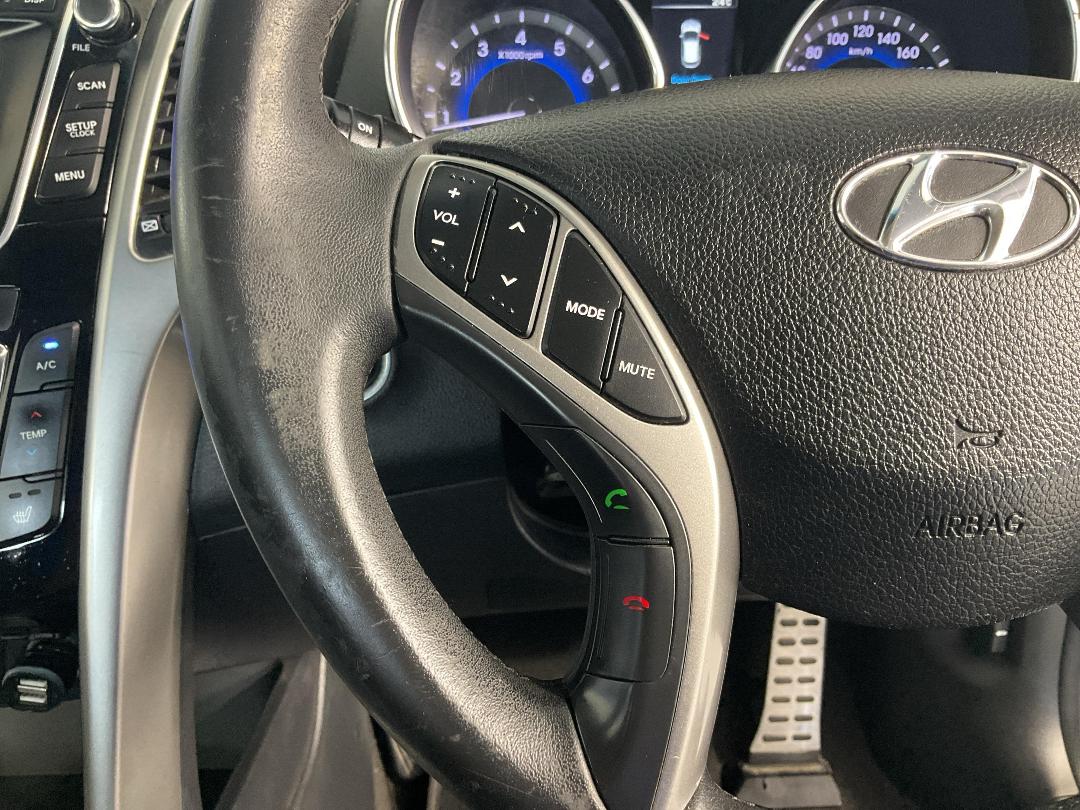 Photo '27' of Hyundai I30