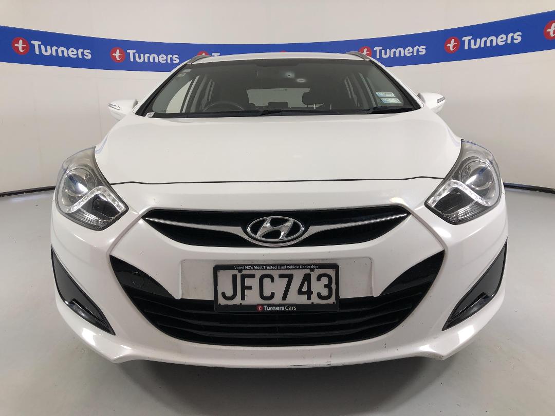 Photo '2' of Hyundai I40 Photo '2' of Hyundai I40