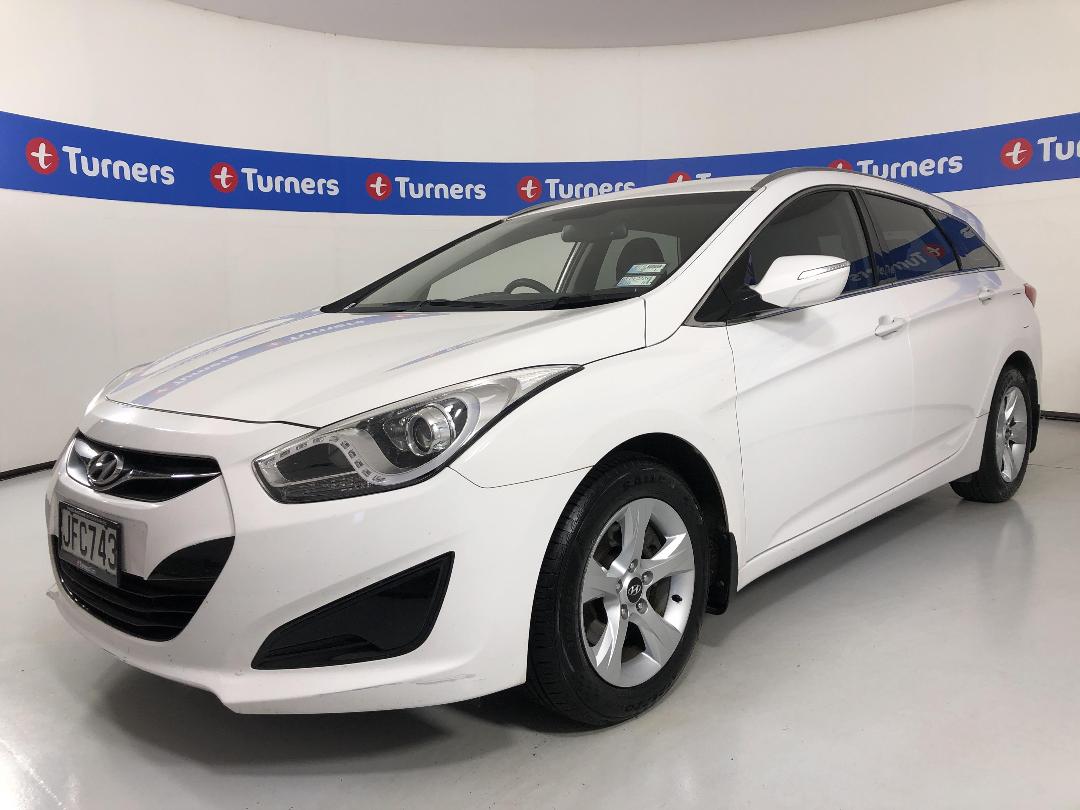 Photo '4' of Hyundai I40 Photo '4' of Hyundai I40