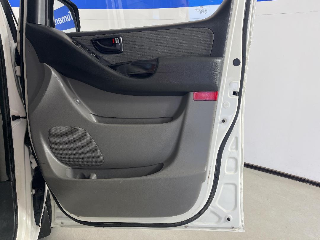 Photo '15' of Hyundai Iload Photo '15' of Hyundai Iload