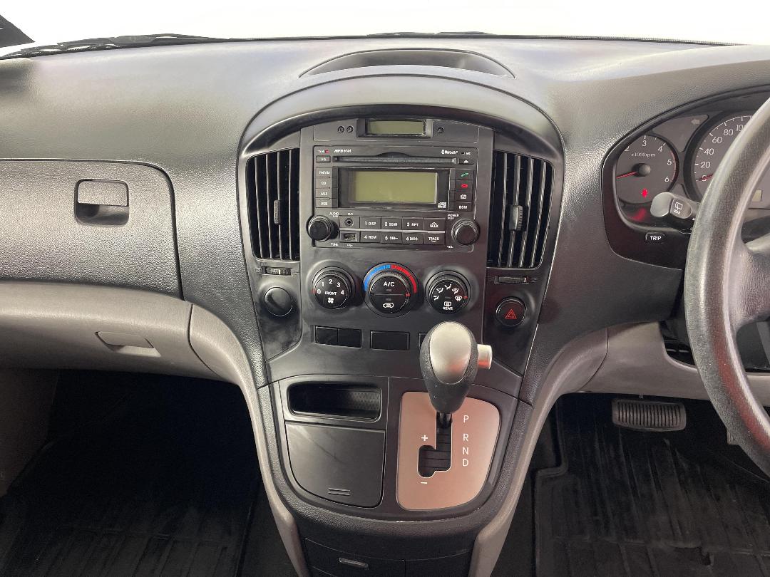 Photo '18' of Hyundai Iload Photo '18' of Hyundai Iload