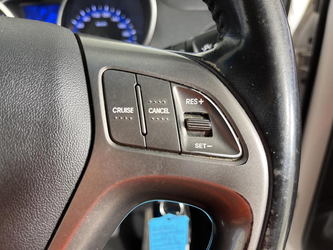 Photo '24' of Hyundai Ix35