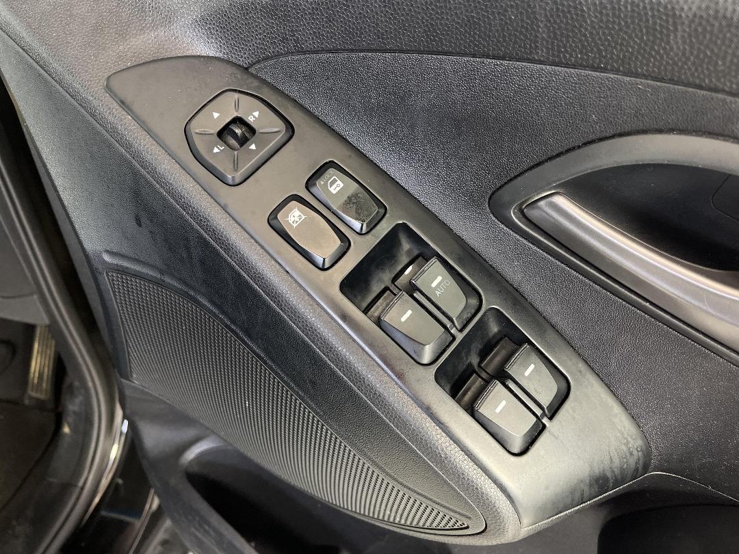 Photo '23' of Hyundai Ix35