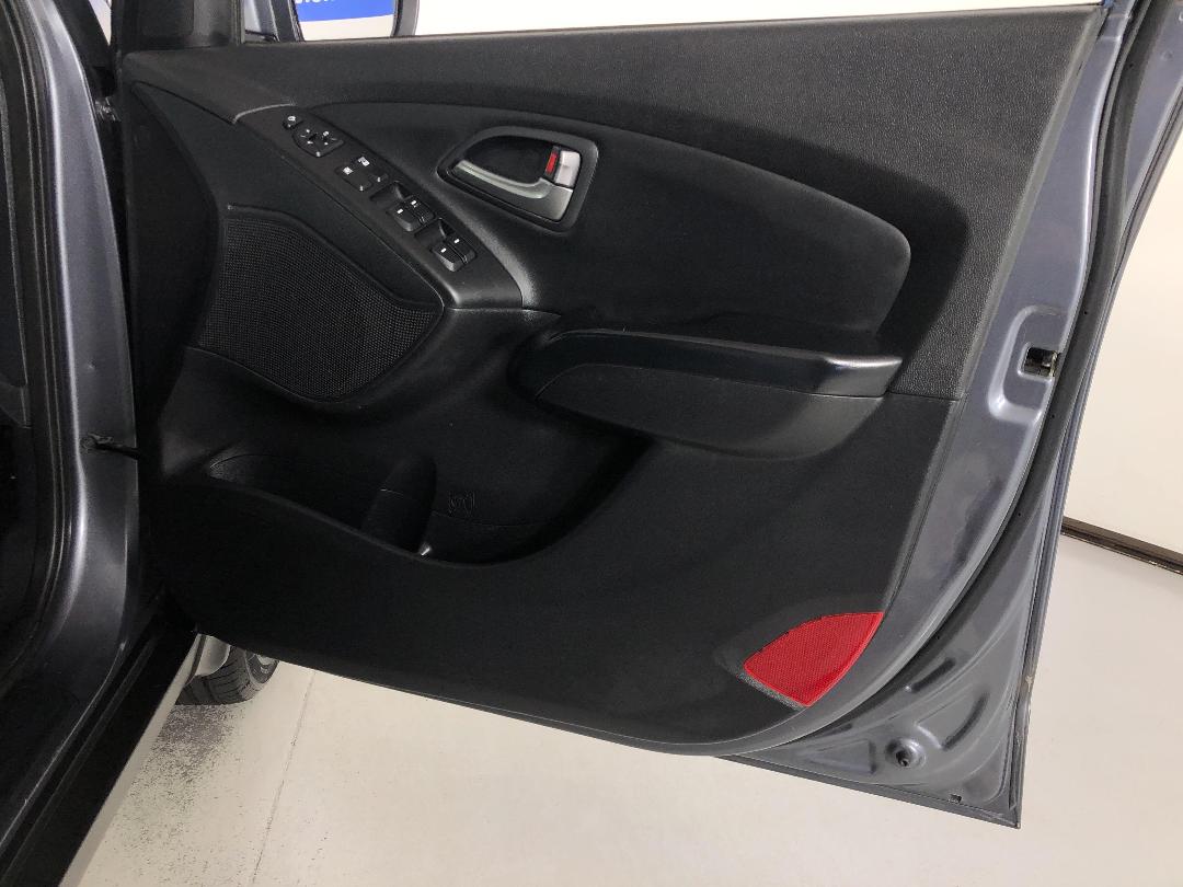 Photo '15' of Hyundai Ix35 Photo '15' of Hyundai Ix35