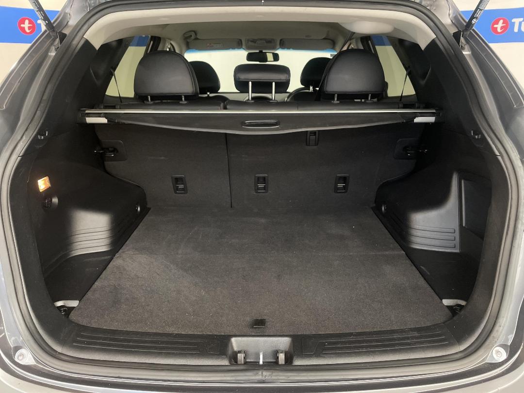 Photo '14' of Hyundai Ix35 Photo '14' of Hyundai Ix35