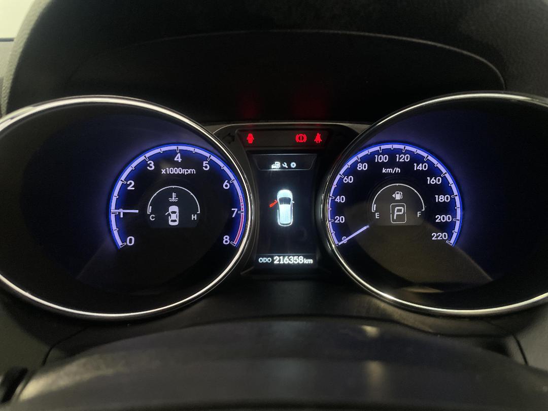 Photo '21' of Hyundai Ix35 Photo '21' of Hyundai Ix35