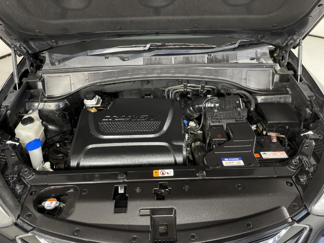 Photo '13' of Hyundai Santa FE