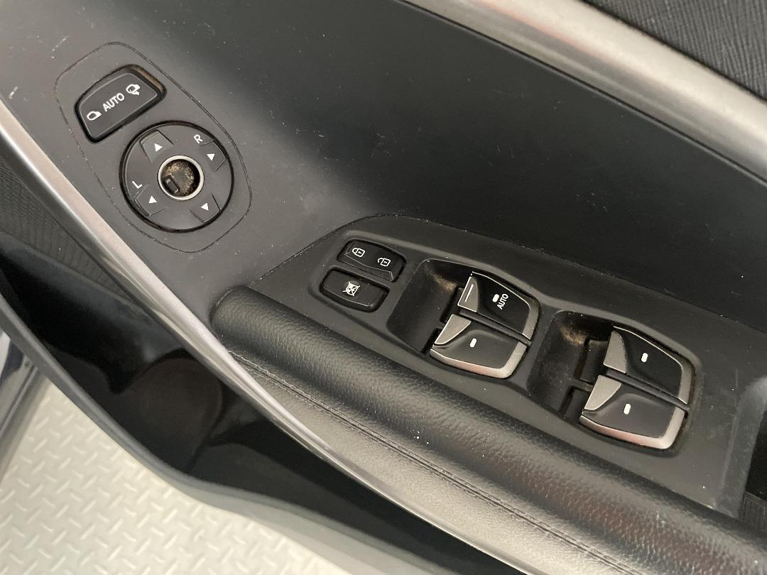 Photo '24' of Hyundai Santa FE Photo '24' of Hyundai Santa FE