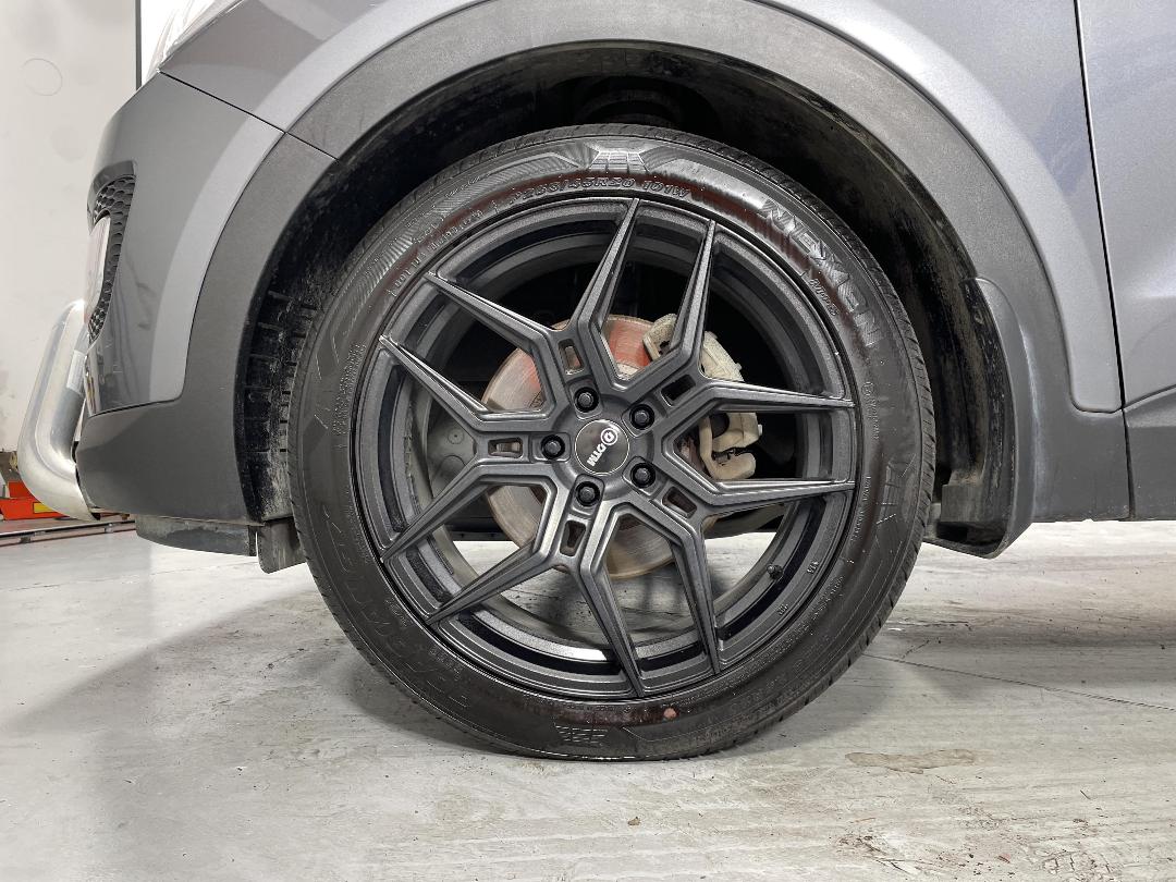 Photo '10' of Hyundai Santa FE Photo '10' of Hyundai Santa FE