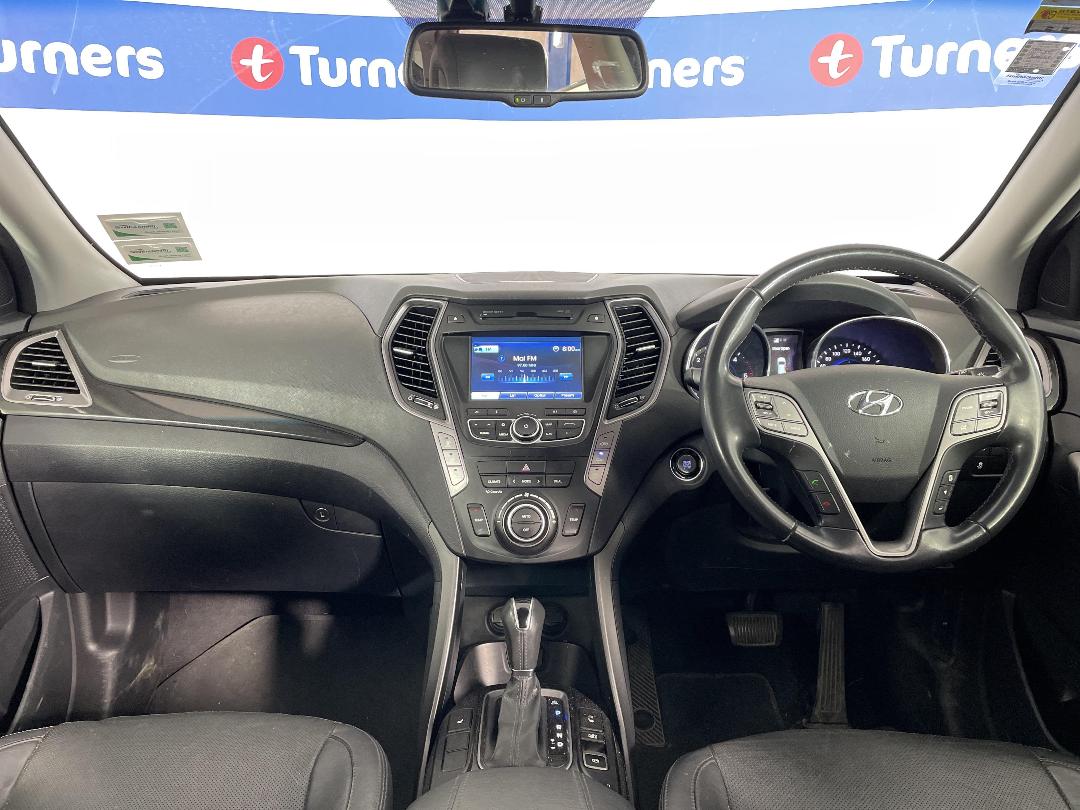 Photo '17' of Hyundai Santa FE Photo '17' of Hyundai Santa FE