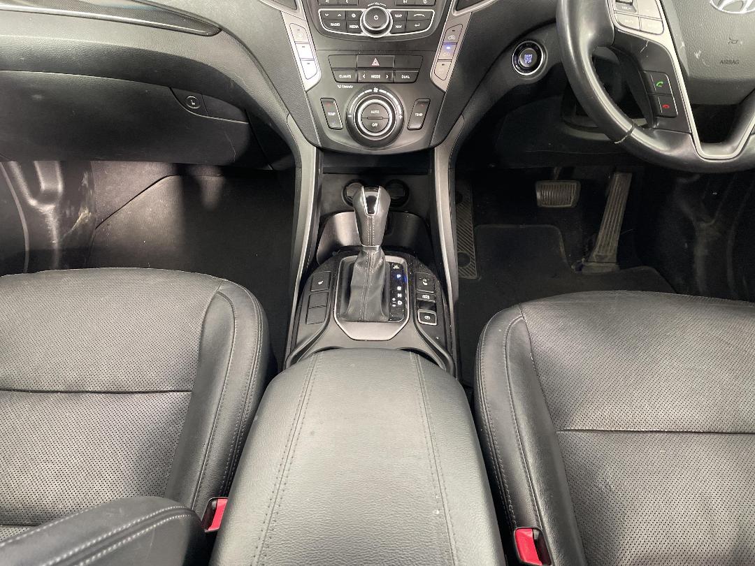 Photo '18' of Hyundai Santa FE Photo '18' of Hyundai Santa FE