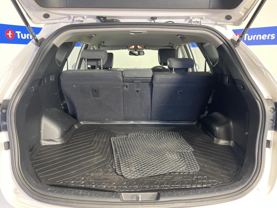 Photo '14' of Hyundai Santa FE