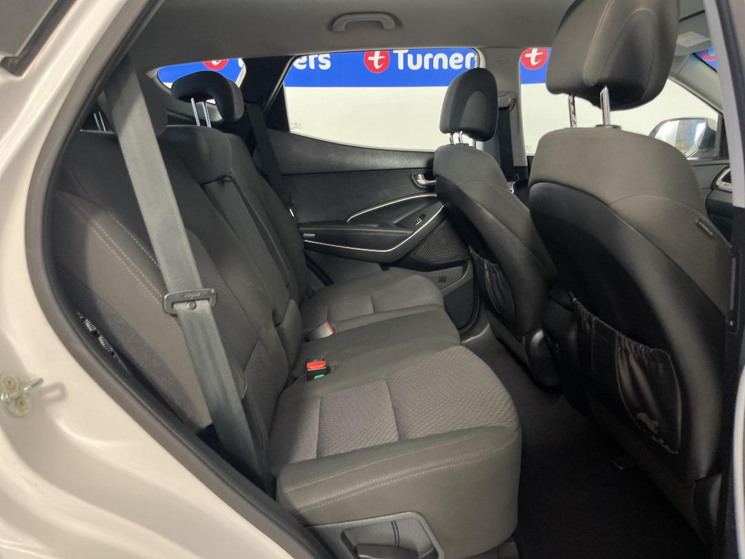 Photo '20' of Hyundai Santa FE