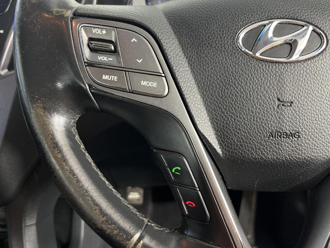 Photo '24' of Hyundai Santa FE